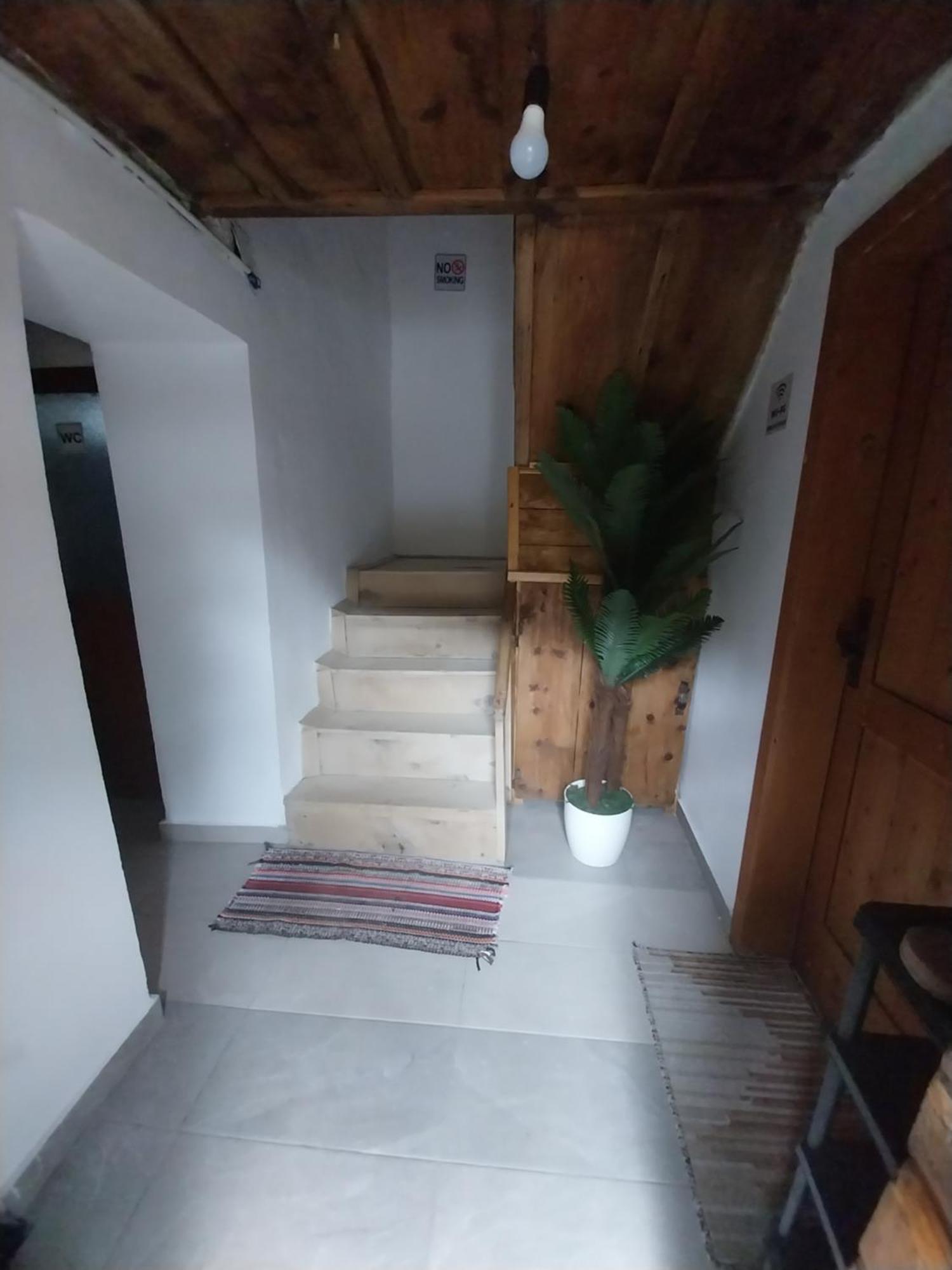 Guesthouse Dritan Tethorja Theth Buitenkant foto